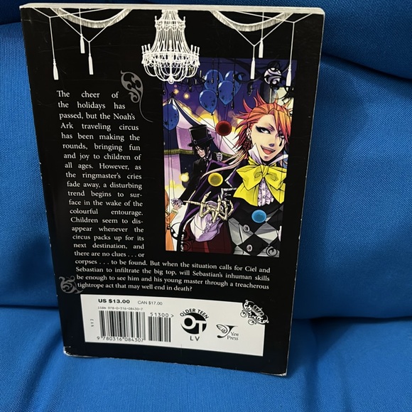 Black Butler Comic Volume 6 By Yana Toboso Rated For Older Teens - Picture 2 of 5